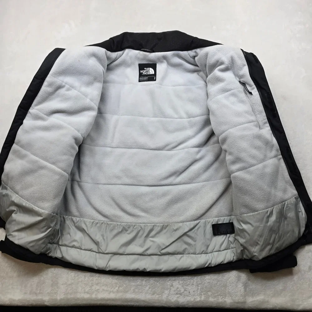 The North Face HyVent Jacket Mens Small‎ Black Insulated Zip Waterproof